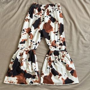 2t/3t Bell bottom cow print icings/bells